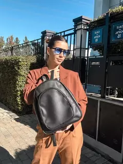 MOCHILA ASIA (SIN TACHAS-NEGRA)