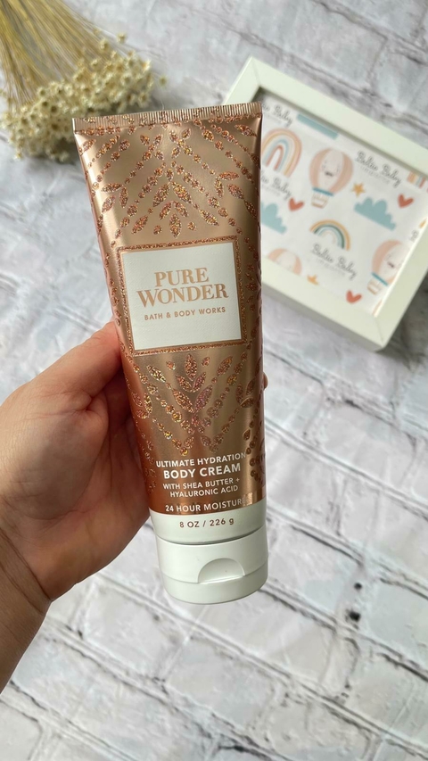 Creme Ultra Hidratante Bath & Body Works Pure Wonder 226g
