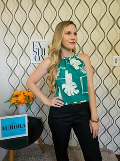 BLUSA COM GOLA TRANÇADA - comprar online