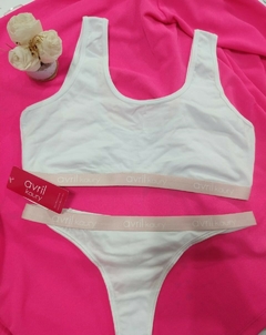 CONJUNTO( Avril Kaury)