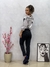 Calça jeans Mom na internet