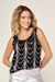 Remera con detalles en lentejuelas