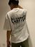 Remera blanca over side - Osclothes