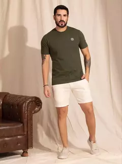 Camiseta Classic Mc Estampado Preto na internet
