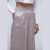 CALÇA ACETINADA CINTURA ALTA ALMOND MILK REF: 502CF002135 A0213