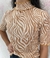 BLUSA GOLA ALTA ESTAMPADA ZEBRA LANCA PERFUME