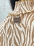 BLUSA GOLA ALTA ESTAMPADA ZEBRA LANCA PERFUME - comprar online