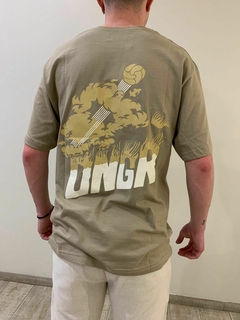 Imagen de Remera Over ONGR