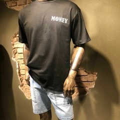 Remera Over MONEY - Hay Que Ser Fuerte