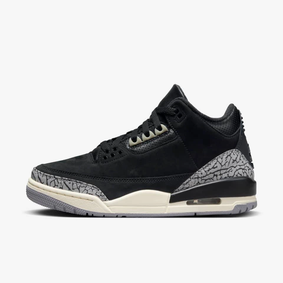 Retro 3 Off Noir