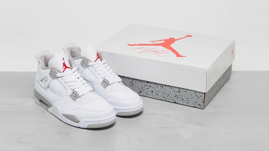 RETRO 4 WHITE OREO