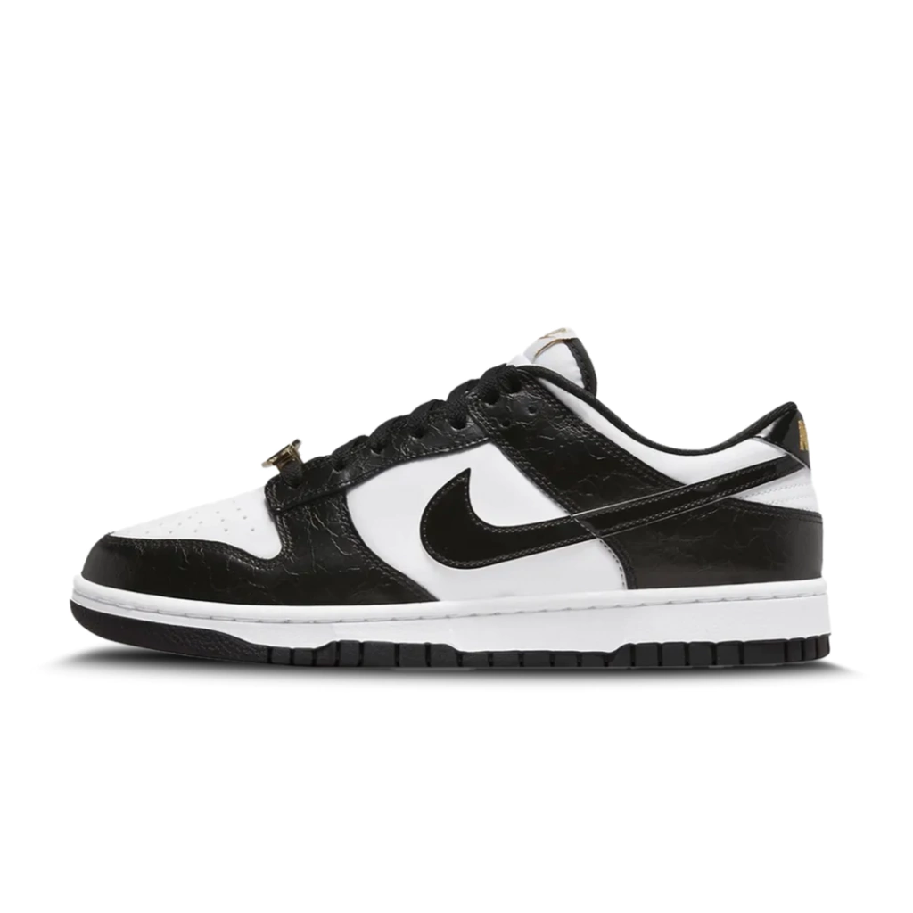 SB Dunk World Champ