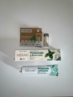 Pasta de dientes en gel + hilo dental Meraki