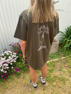 Remera ARBOL en internet