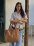 Imagen de Cartera Aurora Conan – Portanotebook de Eco Cuero (Negro, Beige o Suela)