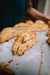 Scones de Queso Parmesano y Romero