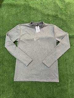 Remera termica gris