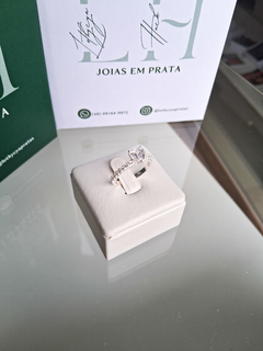 Anel Solitário Pedra Cristal Cravejado - comprar online