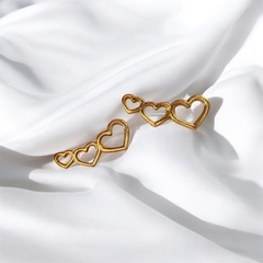 Brinco Ear Cuff Corações Vasado - Lindika
