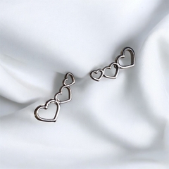 Brinco Ear Cuff Corações Vasado na internet