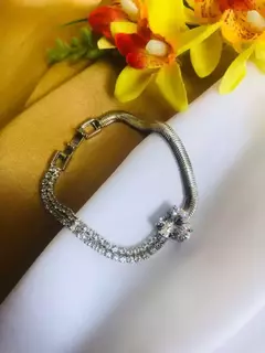 Pulseira Strass e Malha Coração Zircônia