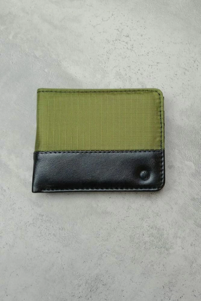 BILLETERA CAPTAIN FIN GRAIMS