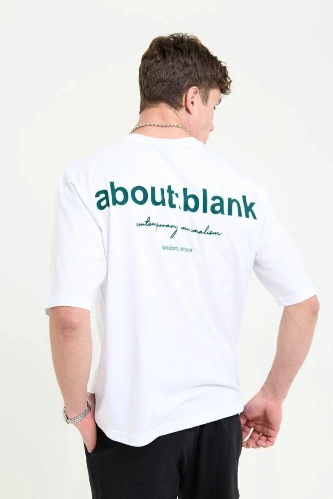 REMERA FRACTION BOXI FIT ABOUT BLANK