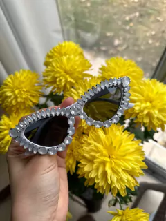 Lente / Gafa con Diseño Hecho a Mano con Estuche