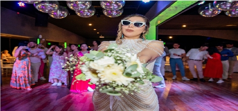 Imagen del carrusel Bride box
