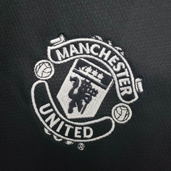 Camisa Manchester United Retrô 2000/2002 Preta - Umbro - Suprema Esportes | Camisas de Time
