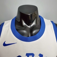 Camiseta Regata Golden State Warriors Branca e Azul - Nike - Masculina - Suprema Esportes | Camisas de Time