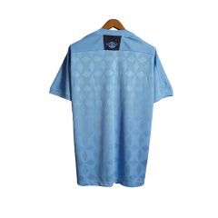 Camisa Retrô Grêmio Edição Especial 20/21 - Masculina Umbro - Azul com detalhes em dourado e branco na internet