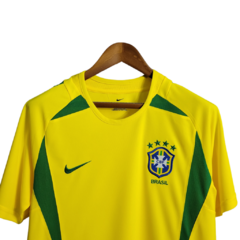 Camisa Seleção Brasileira Retrô I 2002 Nike Torcedor Masculina -Amarela com detalhes em verde - Suprema Esportes | Camisas de Time