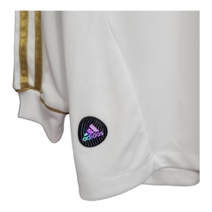 Camisa Retrô Real Madrid I 2011/2012 manga longa - Adidas Masculina - Branca com detalhes em dourado