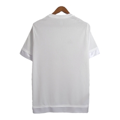 Camisa Retrô Real Madrid I 15/16 - Masculina Adidas - Branca com detalhes em cinza - comprar online