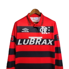 Camisa Retrô Flamengo I 1994/1995 manga longa - Masculina Umbro - Vermelha com listras pretas - comprar online