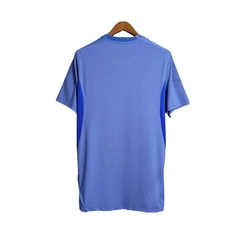 Camisa Retrô Real Madrid II 13/14 - Masculina Adidas - Azul com detalhes em branco - comprar online