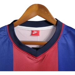 Imagem do Camisa Retrô Barcelona I 98/99 - Masculina Nike - Azul e vermelha