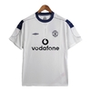 Camisa Retrô Manchester United II 99/00 - Masculina Umbro - Branca com detalhes em azul