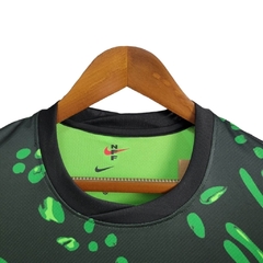 Imagem do Camisa Nigéria II 24/25 - Torcedor Nike Masculina - Preta com detalhes em verde