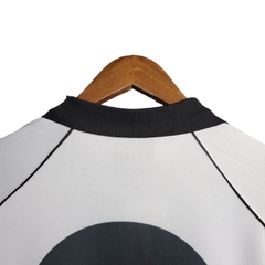 Imagem do Camisa Retrô Juventus I 1997/1998 manga longa - Masculina Kappa - Preta e branca
