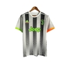 Camisa Retrô Juventus Edição especial 1919/1920 - Adidas Masculina - Branca com detalhes em preto e verde e laranja