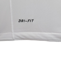 Camisa Retrô Inter de Milão II 2010/2011 - Masculina Nike - Branca com detalhes em azul - Suprema Esportes | Camisas de Time