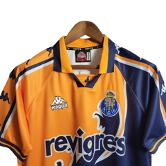 Camisa Retrô Porto II 1997/1999 - Kappa Masculina - Laranja com detalhes em azul - comprar online
