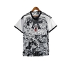 Camisa Japão Edição especial 24/25 - Torcedor Adidas Masculina - Branca com desenhos de Anime em preto