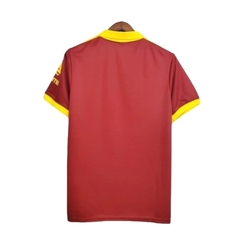 Camisa Retrô Barcelona I 1991/1992 - Adidas Masculina - Vermelha com detalhes em amarelo na internet
