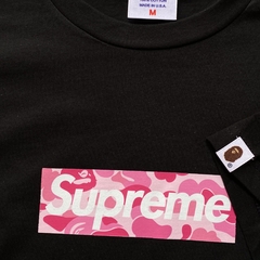 Playera supreme x bape pink black tee - tienda en línea