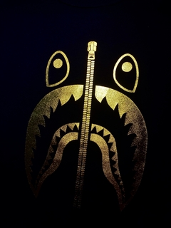 PLAYERA BAPE SHARK GOLD