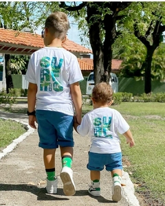 Camiseta Surf Masculina Infantil - Branco na internet
