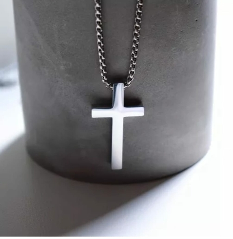 CORRENTE COM PINGENTE CRUZ AÇO INOX